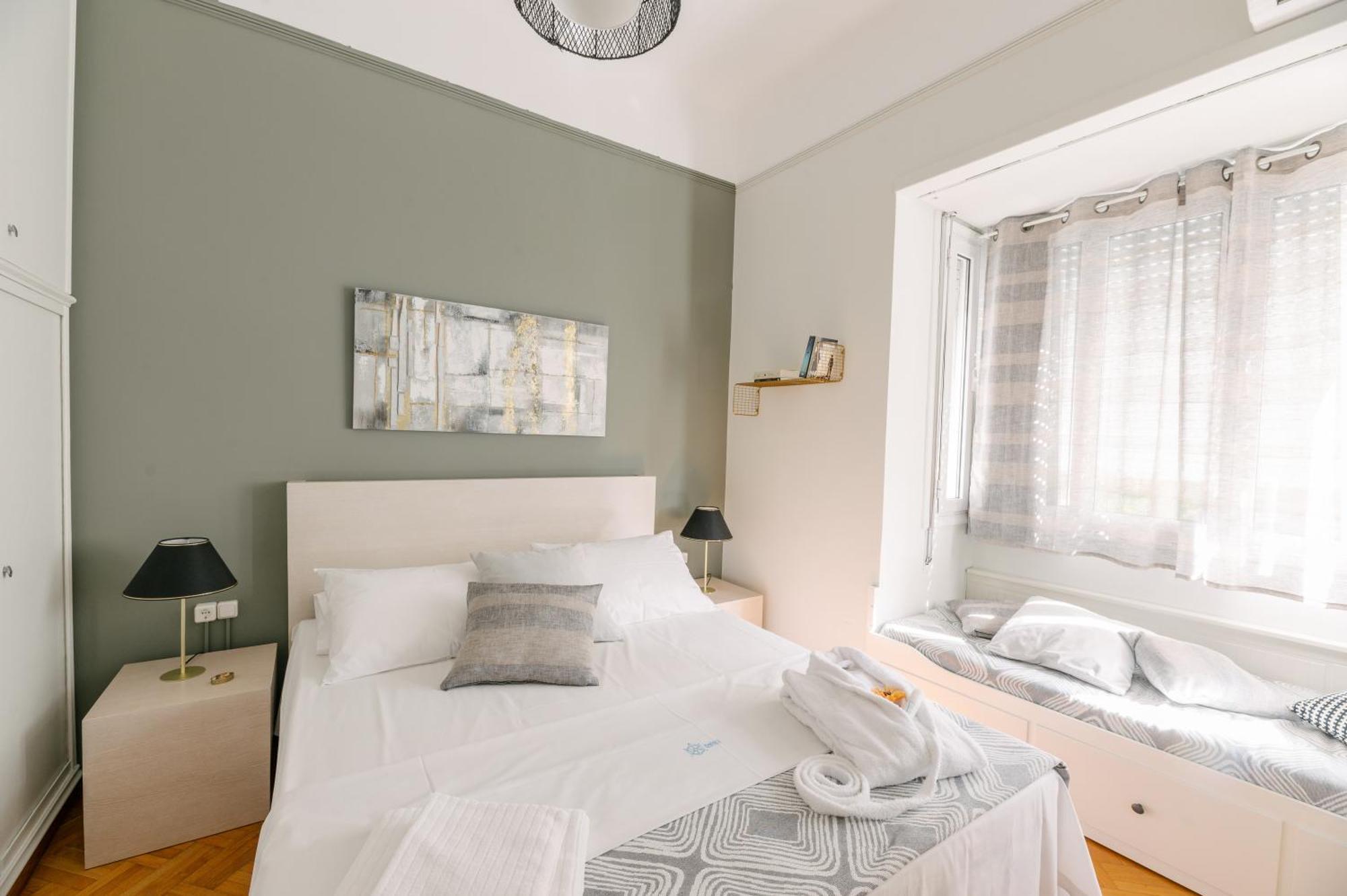 Ourania By Heloni Apartments Афины Экстерьер фото